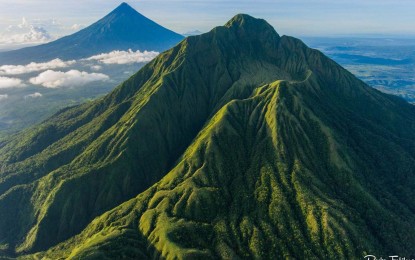 <p><strong>PROTECTING MT. MASARAGA.</strong> Mt. Masaraga, shown in photo, is home to diverse specifies of flora and fauna including “Rafflesia”, which is considered as the world’s largest flower. Albay 3rd District Rep. Fernando Cabredo has filed a bill that aims to provide funds for the mountain's forest management operations. <em>(Photo courtesy of Rocky Fabiline/DENR)</em></p>