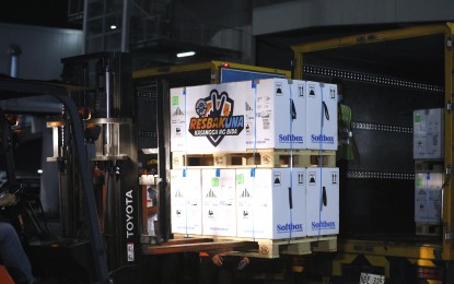 <p><strong>MORE PFIZER VAX.</strong> The Philippines received the second tranche of the government-procured Pfizer vaccine on Monday (July 26, 2021) evening at the NAIA Terminal 3 in Pasay City. The latest shipment is part of the 40 million doses of Pfizer procured by the government. <em>(PNA photo by Joey Razon)</em></p>