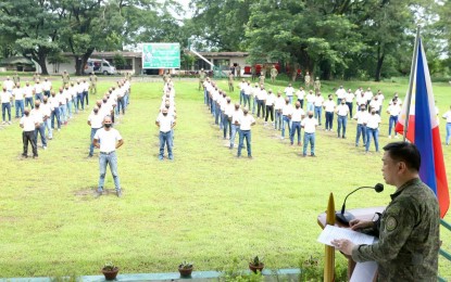 <p><strong>ARMY RESERVISTS' TRAINING.</strong> A total of 120 Army reservists have started to undergo rigid training inside a military camp in Tarlac to prepare them for any eventuality. Lt. Gen. Arnulfo Marcelo B. Burgos Jr., chief of the Northern Luzon Command, said on Wednesday (Aug. 4, 2021) the reservists will participate in classroom instructions and practical exercises in open fields subject to health protocols. <em>(Photo courtesy of Nolcom)</em></p>