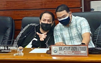 <p><strong>PRICE CEILING</strong>. Governor Dennis Pineda (left) and the Sangguniang Panlalawigan on Wednesday (Aug. 4, 2021) called officials of some concerned agencies to a meeting to set price ceilings on medicines used in treating Covid-19 patients. Pineda said he received complaints of exorbitant prices for these medicines. <em>(Photo courtesy of Pampanga PIO)</em></p>
<p><em> </em></p>