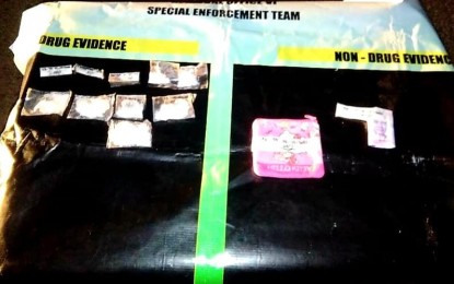 <p><strong>DRUG HAUL.</strong> Some of the illegal drugs and non-drug items confiscated by operatives of the Philippine Drug Enforcement Agency-Western Visayas Special Enforcement Unit and the police in Bacolod City on Saturday and Sunday (Aug. 7 and 8, 2021). The police said five were arrested and about PHP1.04-million worth of suspected shabu were seized. <em>(Photo courtesy of PDEA-Western Visayas)</em></p>