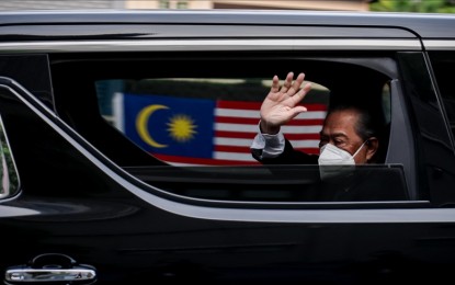 Malaysia's premier, Cabinet resign