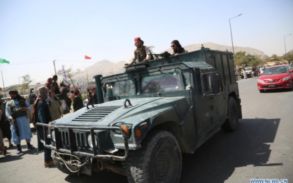 <p>Afghan Taliban fighters stand on a military vehicle in Kabul, capital of Afghanistan, Aug. 16, 2021. <em>(Str/Xinhua)</em></p>