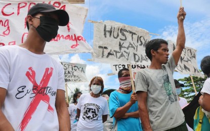 <p><strong>NPA DENOUNCED</strong>. Some of the 300 residents of San Isidro, Northern Samar who joined the funeral procession for the two militiamen brutally killed by rebels in this Aug. 31, 2021 photo. The funeral turned out to be a protest denouncing the communist terrorist group. <em>(Photo courtesy of Philippine Army)</em></p>