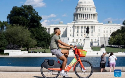 <p><strong>WORST HIT.</strong> People are seen near the Capitol building in Washington, D.C., the United States, on Sept. 6, 2021. The total number of Covid-19 cases in the United States topped 40 million on Monday, according to data from Johns Hopkins University. <em>(Xinhua/Liu Jie)</em></p>