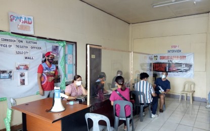 <p><strong>REGISTRATION</strong>. Personnel of the Commission on Elections in Iloilo City attend to applicants during the resumption of the registration on Sept. 6, 2021. Election Assistant Jonathan Sayno said on Wednesday (Sept. 8, 2021) they expect 12,000 more registrants until Sept. 30, 2021. <em>(Photo courtesy of Jonathan Sayno)</em></p>
