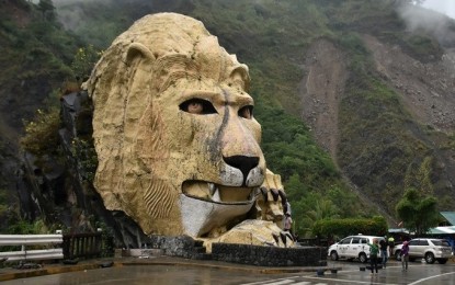 <p>The Lion's head at Kennon road which is among Baguio City’s prominent landmarks.<em> (PNA file photo)</em></p>