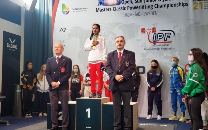 <p><strong>CHAMPION</strong>. Veronica Ompod stands in the center after bagging four gold medals in the 2021 World Classic Powerlifting Championships in Halmstad, Sweden. Ompod is one of the scholars of the provincial government-run Leyte Sports Academy. <em>(Photo courtesy of Powerlifting Association of the Philippines)</em></p>