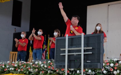 <p><strong>RE-ELECTION BID.</strong> Incumbent Dumaguete Mayor Felipe Antonio Remollo (front) leads the launch of the Team Lupad Dumaguete coalition on Friday (Oct. 8, 2022). Remollo is seeking a third term in office in the May 9, 2022 elections.<em> (Photo by Judy Flores Partlow)</em></p>