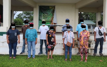 <p><strong>REBELS NO MORE</strong>. Some of the 15 New People's Army rebels in Ormoc City who surrendered to soldiers on Thursday (Oct. 14, 2021). This brought to 32 the total number of local communist terrorists from Ormoc’s upland villages who have abandoned the communist ideology in less than two months. <em>(Photo courtesy of the Philippine Army)</em></p>