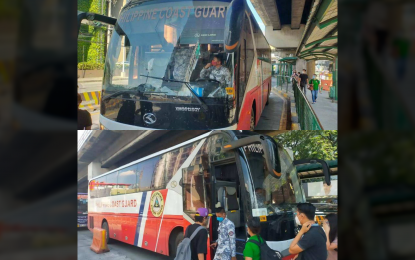 <p><strong>RESCUE BUSES.</strong> Two different buses were deployed by the Philippine Coast Guard (PCG) to provide free rides to commuters in congested stations along the Epifanio de los Santos Avenue (Edsa) Busway beginning Tuesday (Oct. 19, 2021). IACT chief Manuel Gonzales said an influx of commuters is expected due to the recent downgrade of Covid-19 restrictions in Metro Manila to Alert Level 3. <em>(Photo courtesy of IACT)</em></p>