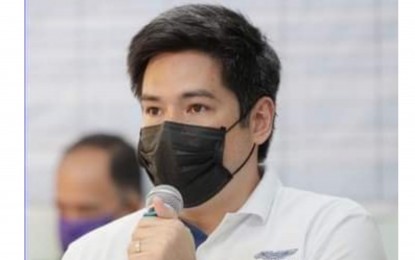 <p><strong>COVID-19 POSITIVE ANEW.</strong> Mayor Neil Lizares III of Talisay City, Negros Occidental confirms that he tested positive for coronavirus disease 2019 (Covid-19) for the second time on Saturday (Oct. 23, 2021). Lizares said he is “experiencing mild symptoms” and has asked for prayers for him and his family members for their fast recovery.<em> (File photo courtesy of Talisay City PIO)</em></p>
