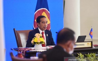 <p><strong>GREAT POTENTIAL</strong>. Indonesian President Joko Widodo joined the 22nd Asean-Republic of Korea Summit virtually from the Bogor Presidential Palace, West Java on Tuesday (Oct. 26, 2021). Widodo said the Asean and the Republic of Korea need to take advantage of the great potential for partnerships to push a green and digital economy for the welfare of the global community. <em>(ANTARA/HO-Press Bureau of the Presidential Secretariat/Lukas)</em></p>
