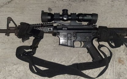 <p>Recovered R4 rifle<em> (Photo courtesy of 6ID)</em></p>