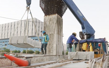 <p><strong>BOT LAW AMENDMENT</strong>. Changes in the country's Build-Operate-Transfer (BOT) Law are needed to encourage more investors to help in the government's infrastructure program. An official of a business risk and security consultancy office is optimistic that the needed changes will materialize during the Marcos administration. <em>(PNA file photo)</em></p>