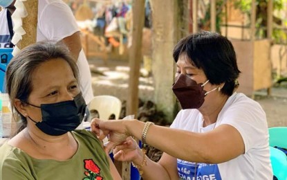 <p><strong>3-DAY VACCINATION.</strong> The Provincial Health Office in Agusan del Sur (PHO-ADS) is eyeing a daily coverage of 7,000 to 8,000 individuals during the three-day Bayanihan-Bakunahan from Nov. 29 to Dec. 1. The PHO-ADS is now campaigning to urge residents to have themselves vaccinated during the three-day activity.<em> (Photo grabbed from PHO-ADS Facebook Page)</em></p>