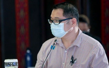 <p>Infectious disease expert Dr. Edsel Salvaña <em>(PNA file photo)</em></p>