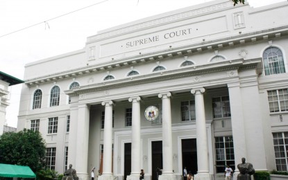 <p>Supreme Court façade</p>