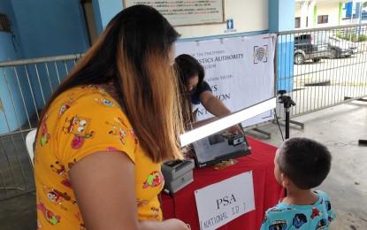 <p><strong>NATIONAL ID FOR KIDS</strong>. The Philippine Statistics Authority (PSA) in Negros Oriental is ramping up this year its registration for the national identification system for children aged 5-17 years old. Engr. Ariel Fortuito, PSA-Negros Oriental provincial head, said on Wednesday (March 2, 2022) parents must register ahead of their children. <em>(PNA file photo)</em></p>