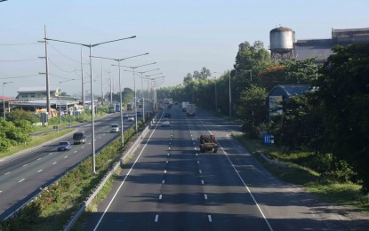 <p><strong>TRAFFIC MANAGEMENT</strong>. NLEX Corp. is ready to implement additional traffic management measures with the expected increase in traffic volume along North Luzon Expressway (NLEX) and Subic-Clark-Tarlac Expressway (SCTEX) this holiday season. The move is part of the tollway company's 'Safe Trip Mo, Sagot Ko' motorist assistance program. <em>(Photo courtesy of NLEX Corp.)</em></p>