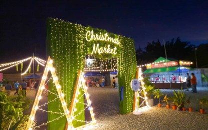 <p><strong>PEACEFUL CELEBRATION</strong>. The SM City Urdaneta Central Christmas Market in Pangasinan. Philippine National Police chief Gen. Dionardo Carlos on Sunday lauded the policemen for the generally peaceful celebration of Christmas in the country.<em> (File photo from What's Up Dagupan Facebook Page)</em></p>