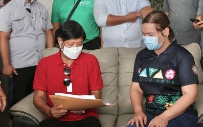 <p>Presidential aspirant Ferdinand ‘Bongbong’ Marcos Jr. and running-mate Davao City Mayor Sara Duterte <em>(File photo)</em></p>