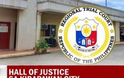 <p><strong>POWERLESS COURTS</strong>. Power supply is cut at the Hall of Justice in Kidapawan City that houses two Regional Trial Courts and the Public Attorney’s Office on Monday (Jan. 3, 2022) due to unpaid bills. The Cotabato Electric Cooperative said the justice hall building has an unpaid electric bill amounting to some PHP300,000. <em>(Photo courtesy of DXND Kidapawan)</em></p>