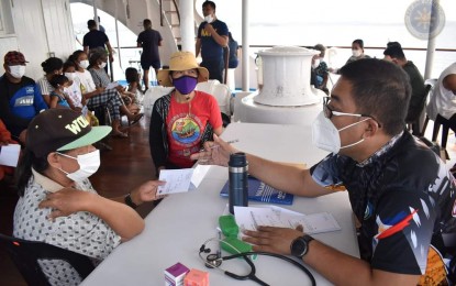 Presidential yacht provides medical aid to 820 Dinagat residents