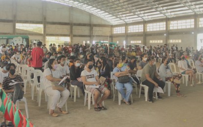 <p><strong>GETTING JABS.</strong> The Rural Health Unit of Catarman in Northern Samar holds a vaccination drive Wednesday (Jan. 18, 2022). The province has been placed under Alert Level 4 until January 31 after Covid-19 hospital bed utilization reached 80 percent. <em>(Photo courtesy of Northern Samar-PIO Facebook)</em></p>