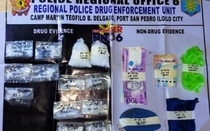 <p><strong>SEIZED.</strong> A buy-bust operation led by the Regional Police Drug Enforcement Unit-Western Visayas resulted in the recovery of PHP1.088 million worth of suspected shabu from a suspect in Sitio Tul-ang, Barangay Rizal in San Carlos City, Negros Occidental on Monday night (Jan. 24, 2022). The operatives arrested Cesar “Manong” Pasigay, 47, the number eight drug personality in the local police watchlist. <em>(Photo courtesy of Negros Occidental San Carlos City Police Station)</em></p>