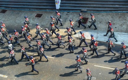 <p>Myanmar riot police in Yangon <em>(Anadolu Agency)</em></p>