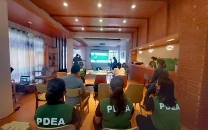<p><strong>DRUG-CLEARING</strong>. The Regional Oversight Committee on Barangay Drug Clearing approves the drug-cleared status of 16 new barangays in Western Visayas during their deliberation on Feb. 10, 2022. A report from the Philippine Drug Enforcement Agency (PDEA) showed that 3, 529 of the 4,051 barangays in the region are cleared of illegal drugs. <em>(Photo courtesy of PDEA Regional Office VI)</em></p>