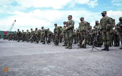 <p><strong>GUARDIANS OF THE POLLS</strong>. Soldiers of the Army's 3rd Infantry Battalion during their arrival in Samar early this month. The Philippine Army on Friday (Feb. 25, 2022) asked its force to ensure peaceful and orderly elections to give voters a chance to participate in the upcoming May 2022 polls. <em>(Philippine Army photo)</em></p>