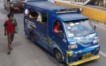 Cebu guv allows full seating capacity for passenger vehicles