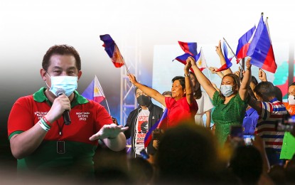 <p>Lakas-Christian Muslim Democrats President and House Majority Leader Martin G. Romualdez says seeing the UniTeam tandem of presidential candidate Bongbong Marcos, Jr., and vice-presidential candidate aspirant Sara Duterte on stage always draws an "explosive" reaction from voters. (<em>Contributed photo</em>)</p>