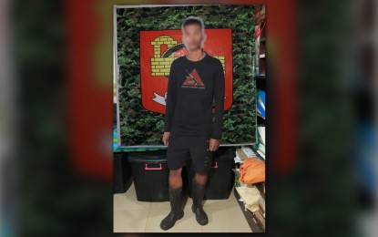 <p><strong>NEW LIFE.</strong> Alias "Rustom", an NPA rebel from Sandatahang Yunit Pampropaganda of Guerrilla Front 16C of the North Eastern Mindanao Regional Committee, voluntarily surrenders to the Army's 30th Infantry Battalion on Tuesday (March 1, 2022) in Guigaquit, Surigao del Norte. Fatigue and hunger due to continuing military operations have driven the NPA insurgent to abandon the organization and return to the folds of the law. <em>(Photo courtesy of 30IB)</em></p>