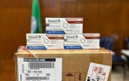<p><strong>ORAL TREATMENT</strong>. The city government of Manila receives the initial 2,500 boxes of the total 5,000 boxes of antiviral drug Bexovid. The drug is used for the treatment of mild to moderate Covid-19 for individuals 12 years old and above. <em>(Photo grabbed from Manila PIO Facebook page)</em></p>
