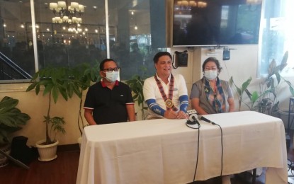 <p><strong>VISITING ANTIQUE</strong>. Senatorial candidate Juan Miguel Zubiri (center) joins Antique Governor Rhodora J. Cadiao (right) and San Jose de Buenavista Mayor Elmer Untaran in a press conference on Friday (March 11, 2022). Zubiri pledged to push for the Bayanihan 3 package to help micro, small and medium enterprises (MSMEs) and the tourism sector. <em>(PNA photo by Annabel Consuelo J. Petinglay)</em></p>
