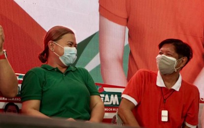 <p>Presidential candidate, former Sen.Ferdinand ‘Bongbong’ Marcos, Jr. (right) and running-mate, Davao City Mayor Inday Sara Duterte (<em>File photo</em>)</p>