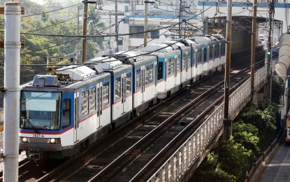 MRT-3 hits 321K ridership, higher than pre-pandemic average