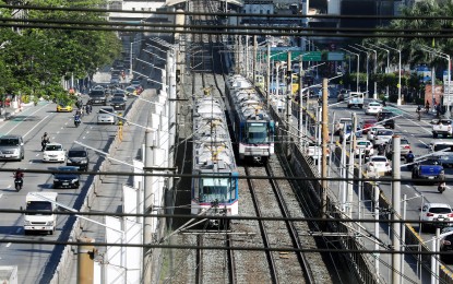 <p>MRT-3 <em>(File photo)</em></p>