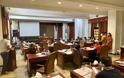 <p><strong>DEED OF DONATION</strong>. Members of the Ilocos Norte Board deliberate on a proposed resolution granting authority to Gov. Matthew Joseph Manotoc to enter into a deed of donation with Magdalena Gamayo. The lot will be used to construct a weaving center in Pinili, Ilocos Norte. <em>(PNA photo by Leilanie G. Adriano)</em> </p>