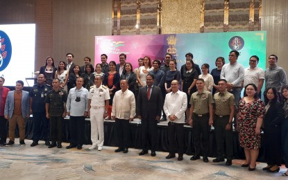 <p><strong>ITEC RECEPTION DAY.</strong> The ITEC Philippines alumni pose during the ITEC Day reception in Taguig City on Tuesday (March 29, 2022) night. Gracing the event were TESDA chief Secretary Isidro Lapeña and Commodore Donn Anthony Miraflor (7th and 6th from left, respectively, front row).<em> (PNA photo)</em></p>