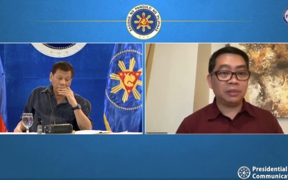 <p><strong>P7-M RELIEF</strong>. Department of Agriculture (DA) Assistant Secretary Arnel de Mesa says regional offices and the Bureau of Fisheries and Aquatic Resources have allotted PHP7 million worth of aid for farmers and fishermen, during a pre-recorded Talk to the People, aired Wednesday (March 30, 2022). The DA assured other forms of assistance are in place in case Taal's volcanic unrest continues. <em>(Screengrab)</em></p>