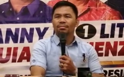 <p><strong>ILONGGO VOTES</strong>. Senator Manny Pacquiao arrives in Iloilo on Wednesday (March 30, 2022) for his campaign sorties. In a press conference, he vowed the proposed bridge connecting Iloilo and Guimaras will be realized if he wins. <em>(Photo screengrab from Barkadahan sa Iloilo livestreaming)</em></p>