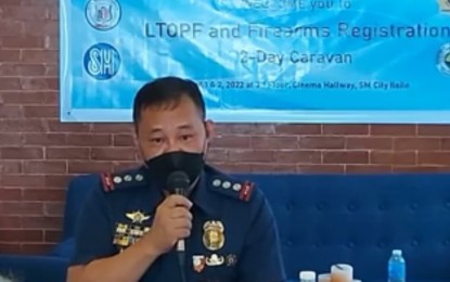 <p><strong>ONE-STOP SHOP</strong>. Col. Eduardo Abaday, Regional Civil Security Unit Western Visayas chief, said a reduction in the number of unregistered firearms in the region is being eyed through a two-day License to Own and Possess Firearms and Firearms Registration Caravan set on April 1-2, 2022 at the SM City Iloilo. In a press conference on Wednesday (March 30, 2022) he said Firearms and Explosives Office recorded 28, 794 unregistered firearms in Western Visayas.<em> (Screengrab from Police Regional Office 6 Public Information Office livestreaming)</em></p>