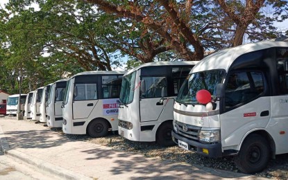 <p><strong>SUPPORT FOR COOPERATIVES</strong>. Modernized jeepneys plying routes in the city and province of Iloilo. Lawyer Arturo Cangrejo, chief of the Provincial Cooperatives Development Office, on Thursday (April 7, 2022) said they will be calling for a cooperative summit aimed at strengthening the transport sector amid the ongoing modernization program. <em>(PNA file photo)</em></p>