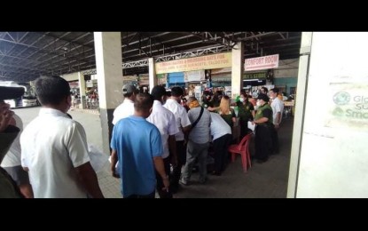 <p><strong>QUEUING FOR THE TEST.</strong> Bus drivers in three provinces in Central Luzon on Friday (April 8, 2022) underwent a surprise mandatory drug test to ensure the safety of the riding public this Holy Week. Dubbed "Oplan Harabas 2022" it aims to test 2,000 public utility vehicle drivers in the region. <em>(Photo by PDEA Region 3)</em></p>