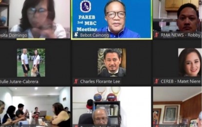 <p><strong>'COLORUM' AGENTS. </strong>Screengrab shows members of the Philippine Association of Real Estate Boards Inc. (PAREB) during the Cebu Real Estate Board Inc. general membership meeting on Friday (April 8, 2022). PAREB senior vice president Engr. Jovencio Cainong lamented the proliferation of “colorum” real estate agents who continue to “unscrupulously dupe buyers”. <em>(Screengrab from Zoom)</em></p>