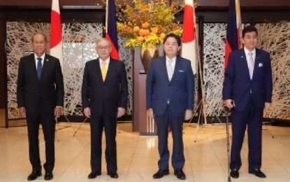 <p><strong>PH, JAPAN DEFENSE TALKS. </strong>(L-R) Defense Secretary Delfin Lorenzana, Foreign Secretary Teodoro Locsin Jr., Japanese Foreign Minister Yoshimasa Hayashi, and Japanese Defense Minister Nobuo Kishi meet in person in Tokyo, Japan on April 9, 2022. The two Filipino ministers are in Tokyo for the first Japan-Philippines Foreign and Defense Ministerial Meeting (2+2). <em>(Photo courtesy of Japanese MOFA) </em></p>